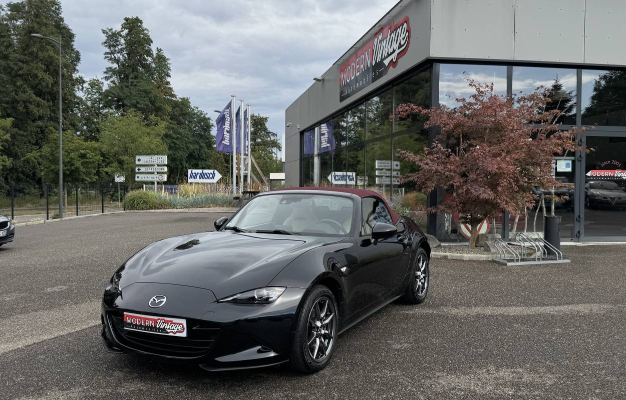 Mazda MX-5 ND 1.5 131cv Sakura 3