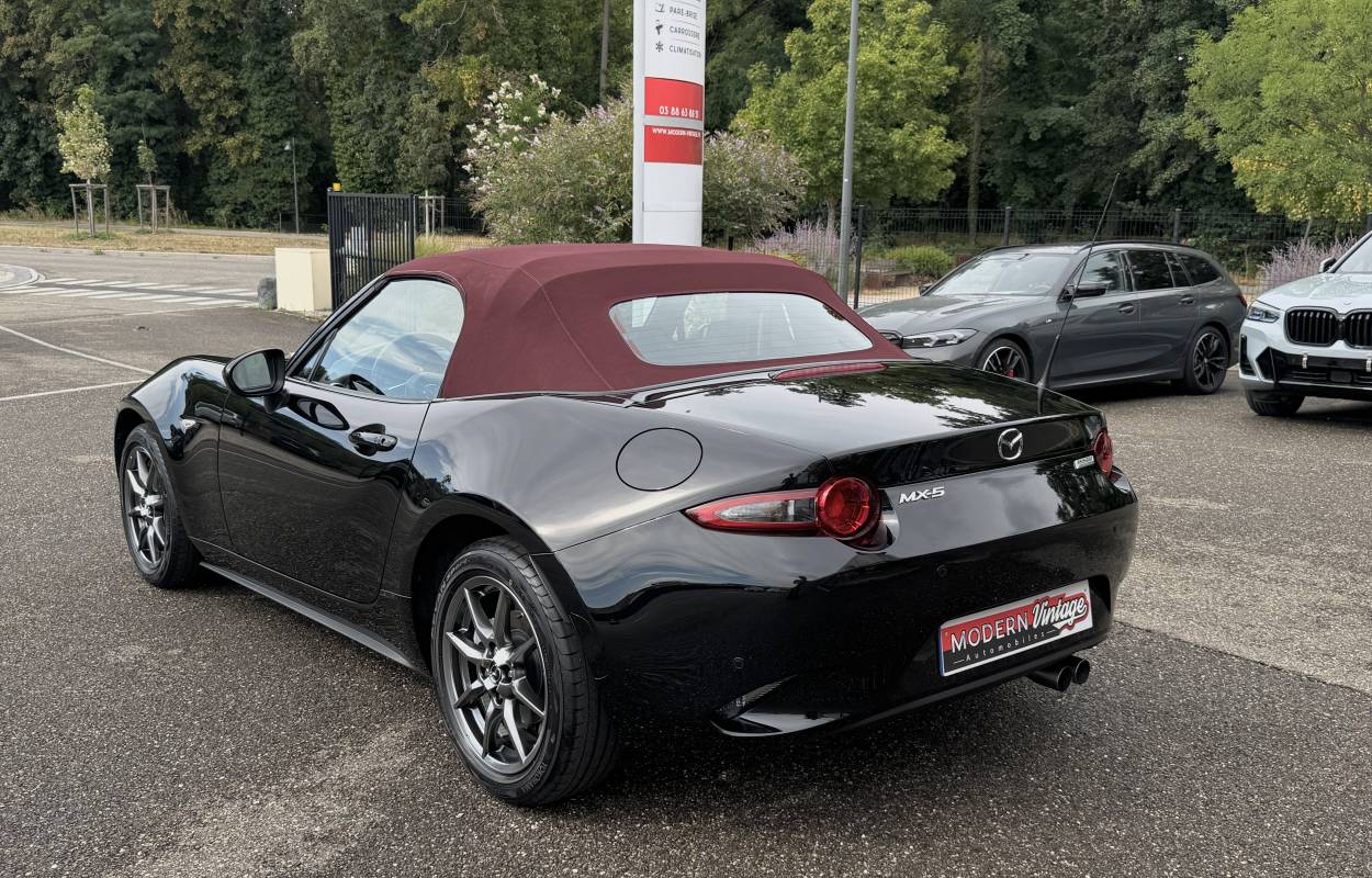 Mazda MX-5 ND 1.5 131cv Sakura 5