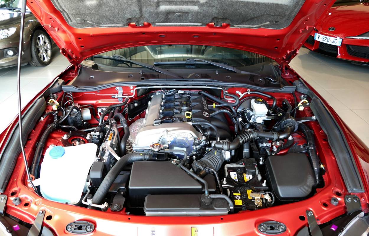Mazda MX-5 Roadster ND 2.0 184cv Selection 6