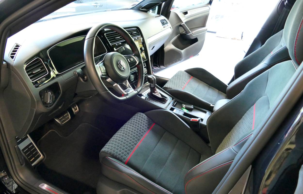 Volkswagen Golf VII GTI Performance 245cv DSG 4