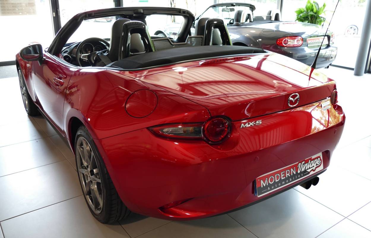 Mazda MX-5 Roadster ND 2.0 160cv Pack Sport Recaro 4