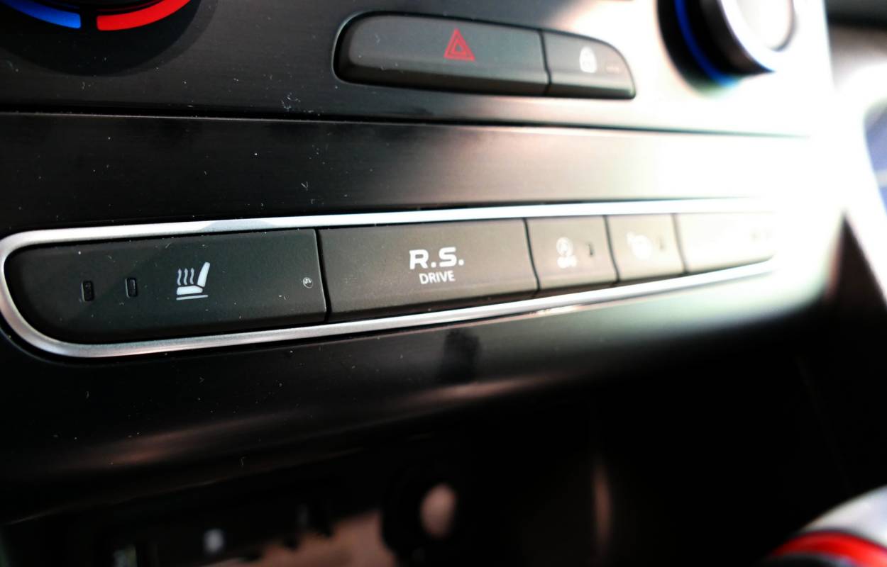 Renault Megane IV RS 1.8TCe 280cv 14