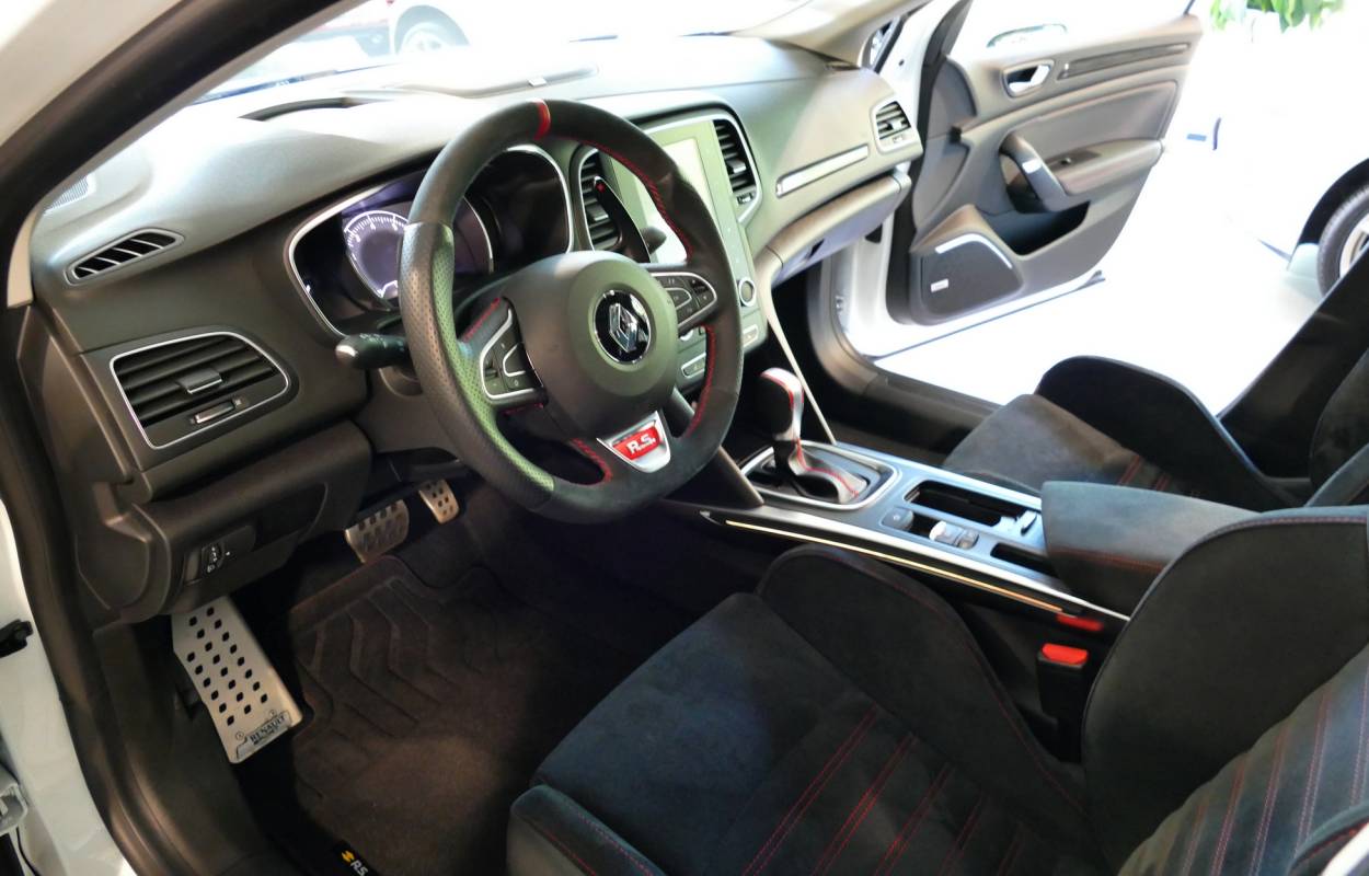 Renault Megane IV RS 1.8TCe 280cv 4