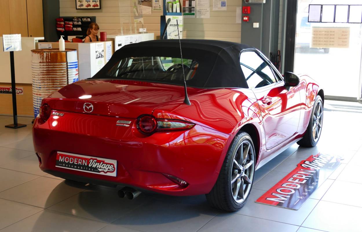 Mazda MX-5 Roadster ND 2.0 160cv Pack Sport Recaro 1