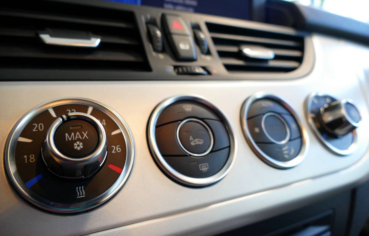 BMW Z4 sDrive 23i 204cv BVM6 11