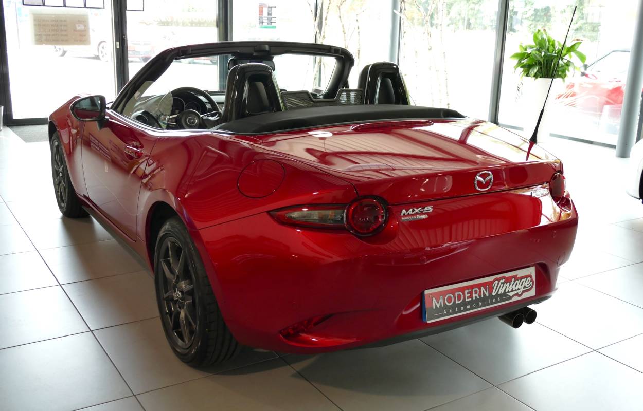 Mazda MX-5 Roadster ND 1.5 131cv Selection 4