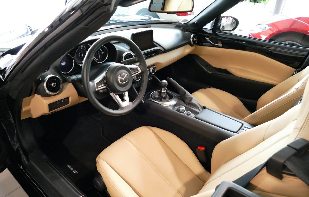 Mazda MX-5 Roadster ND 2.0 184 Selection Pack Design 6