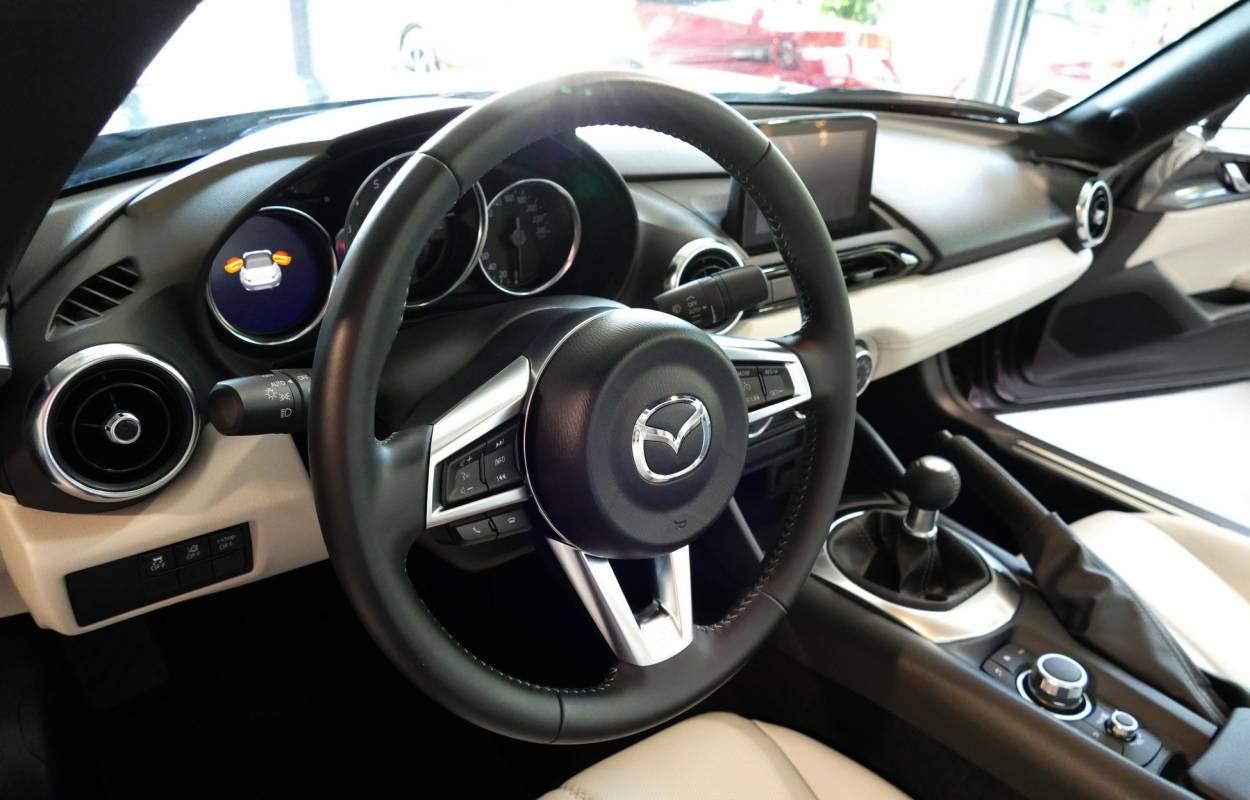 Mazda MX-5 Roadster ND 2.0 184cv Advantage Design 1