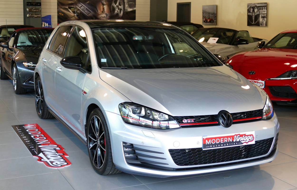 Volkswagen Golf VII GTI 230cv Performance 2