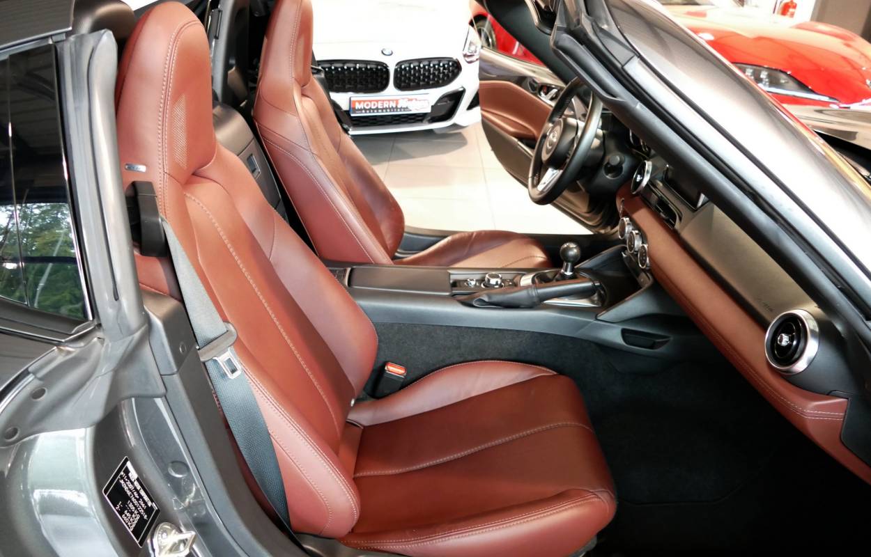 Mazda MX-5 ND RF 2.0 160cv Selection 7