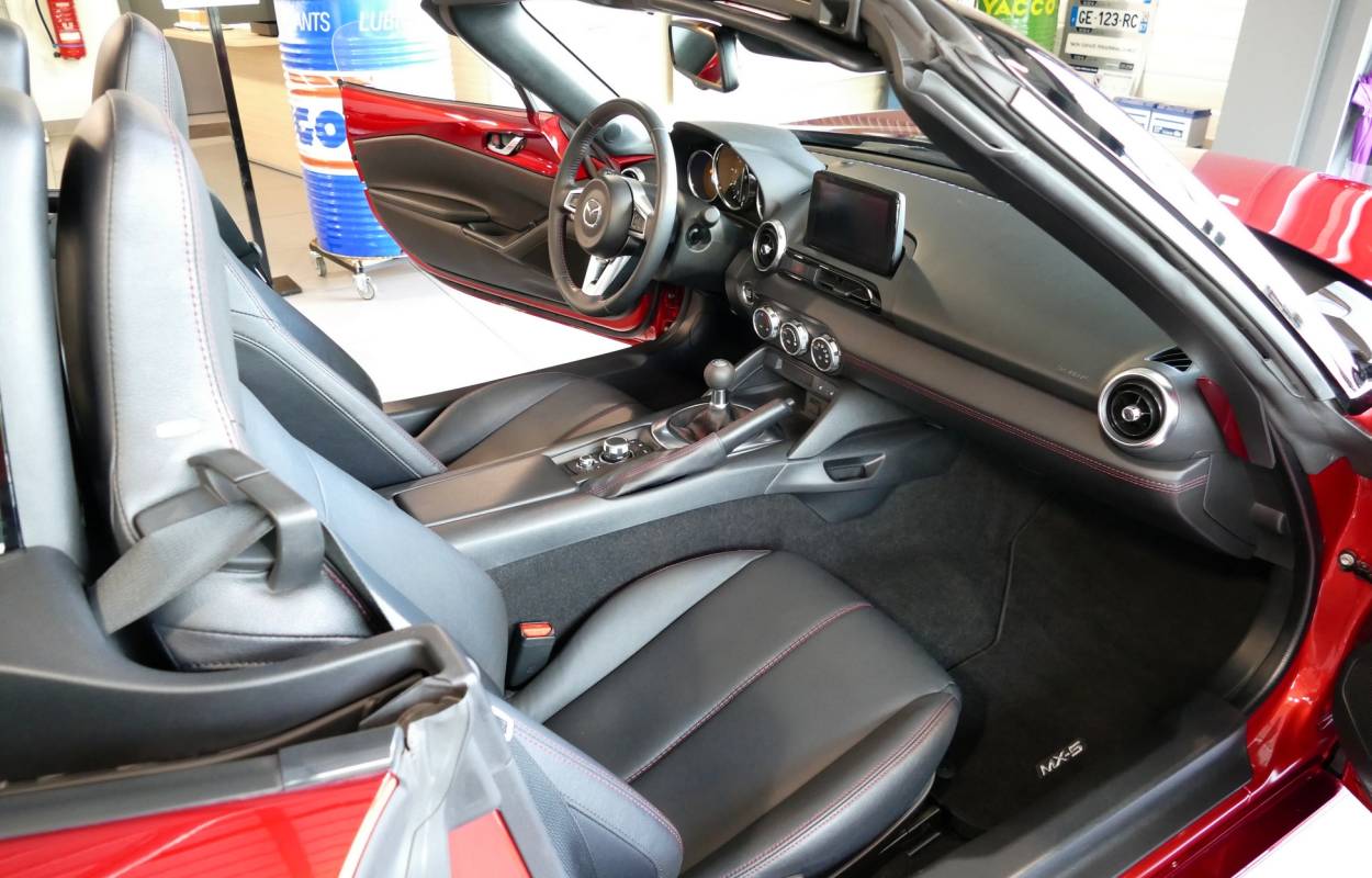 Mazda MX-5 ND 2.0 184cv Selection 9