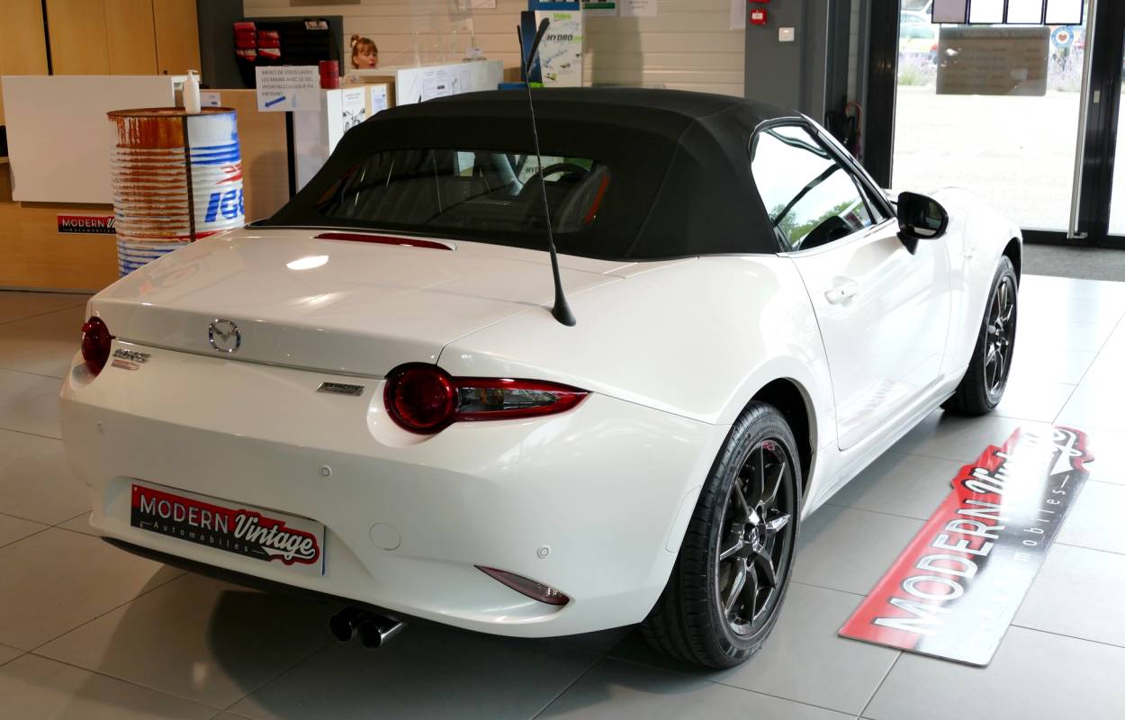 Mazda MX-5 ND 1.5 131cv Selection 1