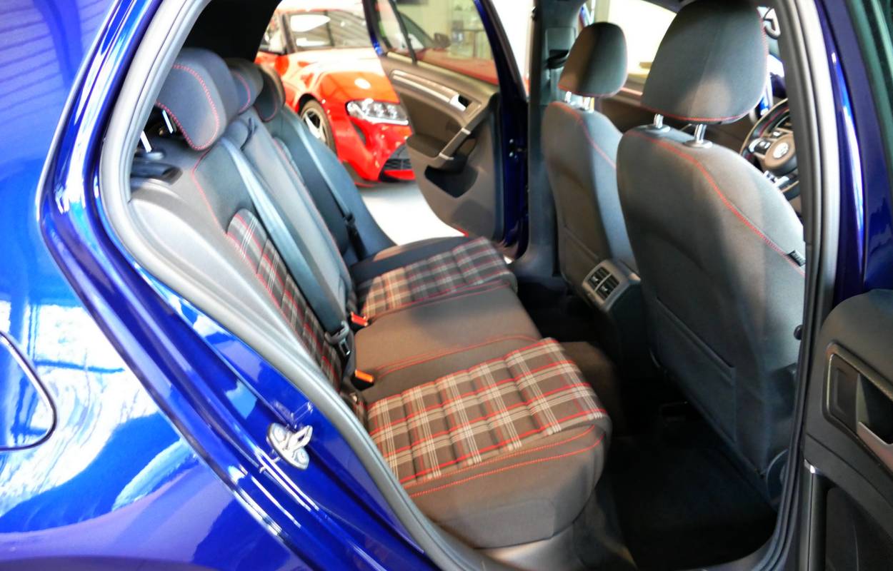 Volkswagen Golf VII GTI 230cv Facelift 8