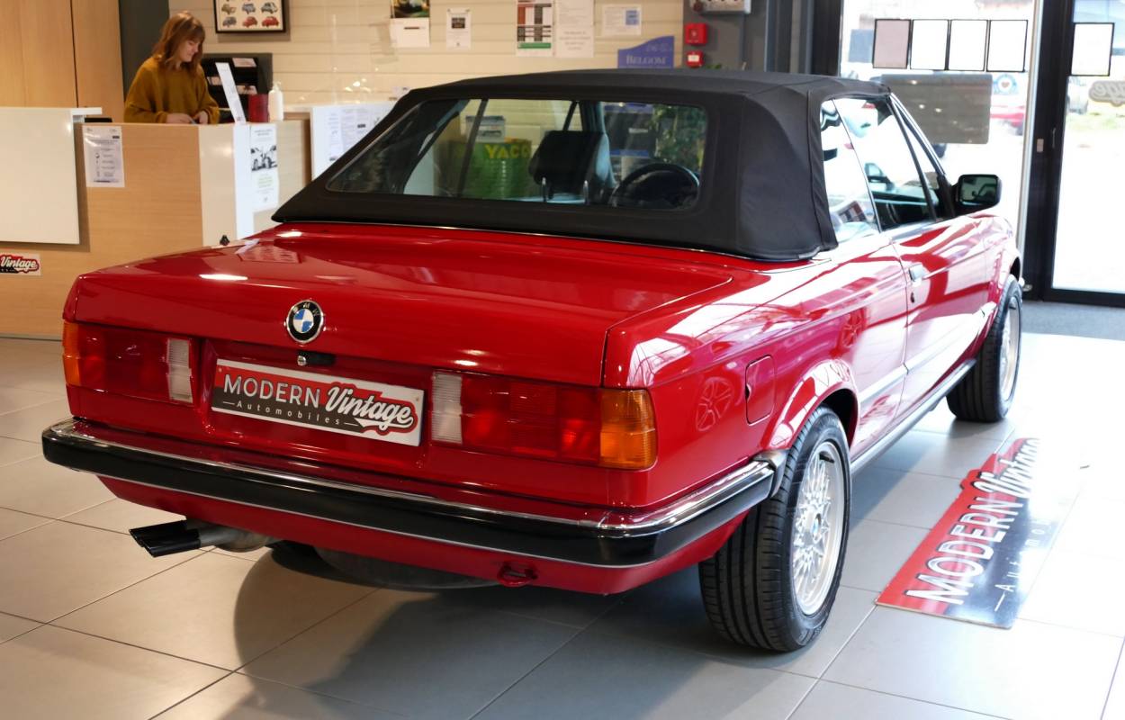 BMW 320i E30 Cabriolet 129cv 3