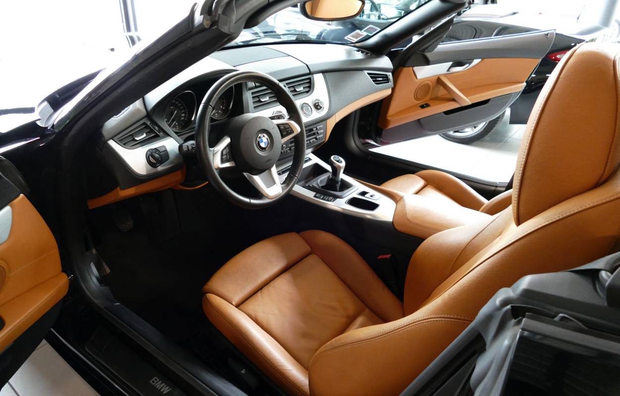 BMW Z4 sDrive 23i 204cv 4