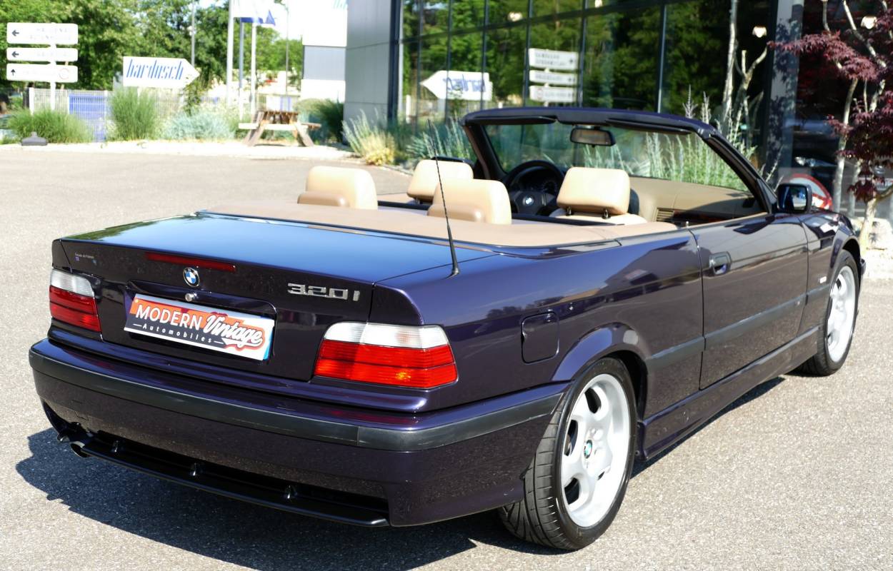 BMW 320i E36 Cabriolet 150cv Pack M Sport 12