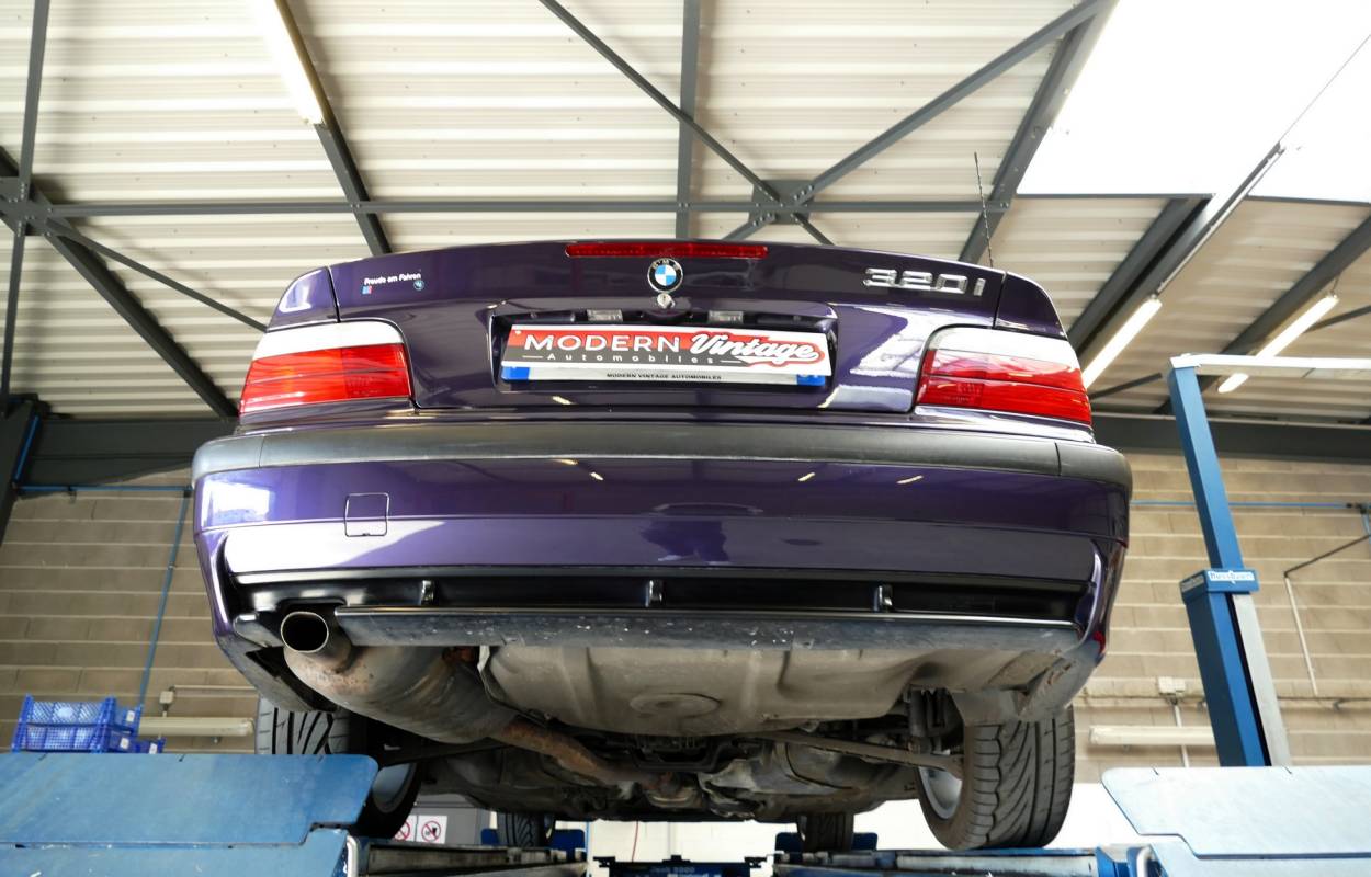 BMW 320i E36 Cabriolet 150cv Pack M Sport 15