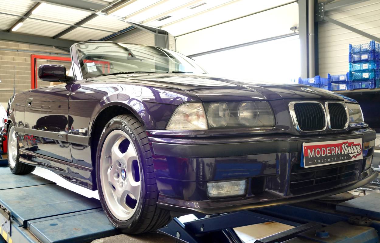 BMW 320i E36 Cabriolet 150cv Pack M Sport 7