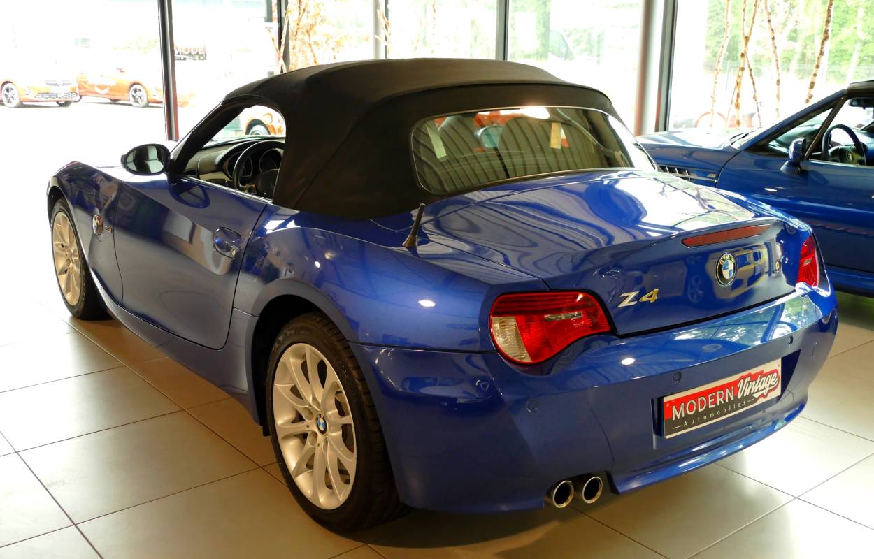 BMW Z4 2.5i Roadster E85 177cv 17