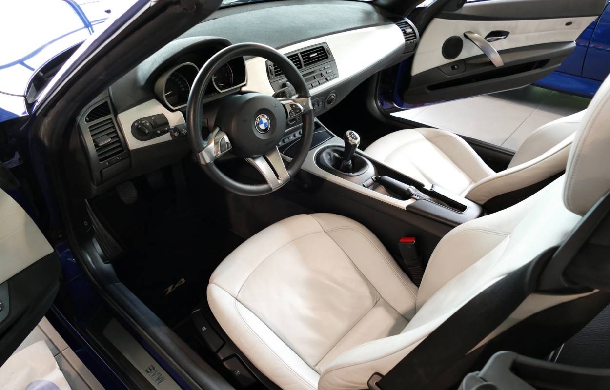 BMW Z4 2.5i Roadster E85 177cv 4