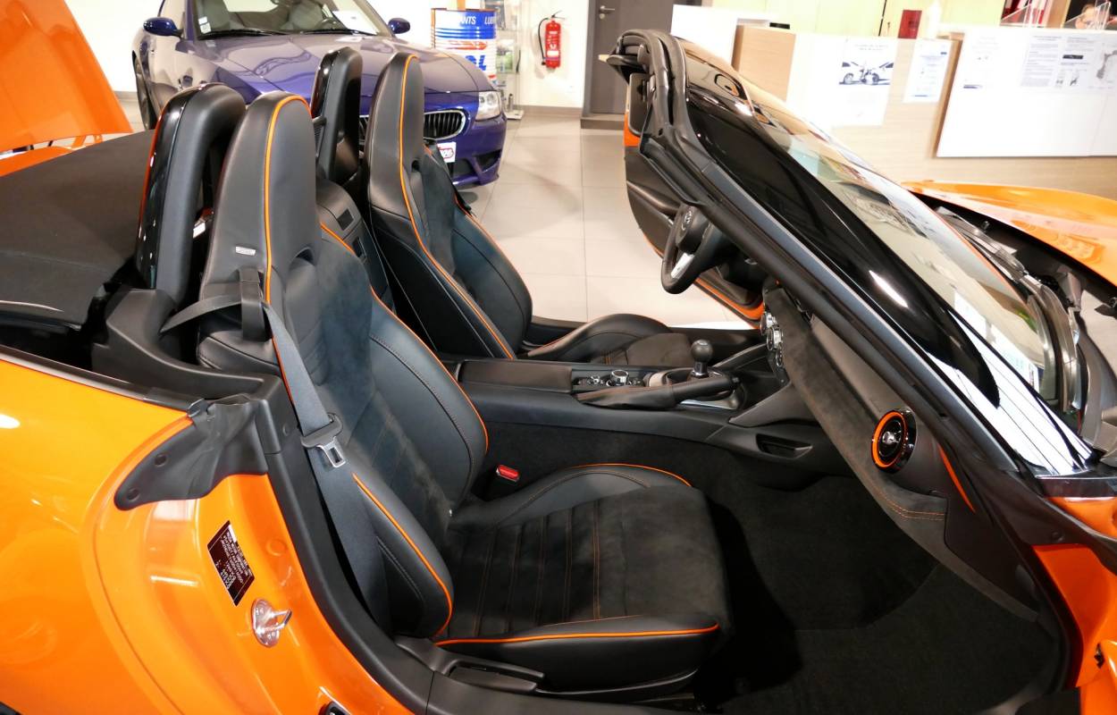Mazda MX-5 Roadster ND 30th Anniversary 3000ex 10