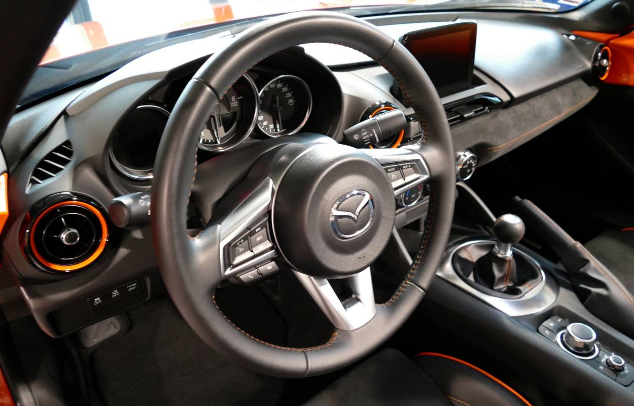 Mazda MX-5 Roadster ND 30th Anniversary 3000ex 12