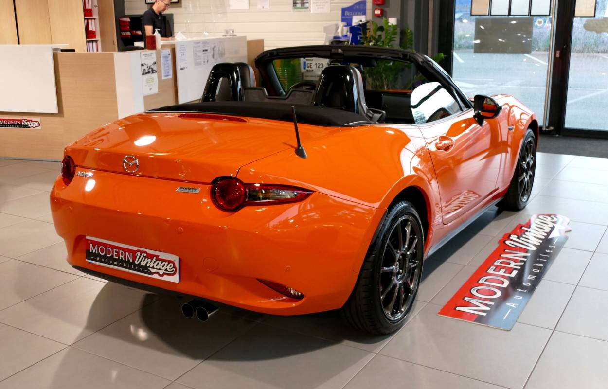 Mazda MX-5 Roadster ND 30th Anniversary 3000ex 6