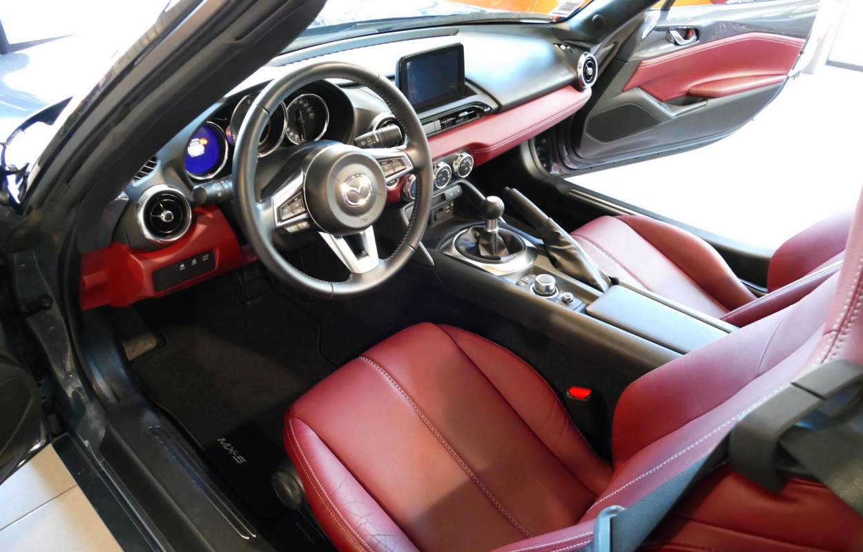 Mazda MX-5 ND Roadster 2.0 184cv Edition 100 3
