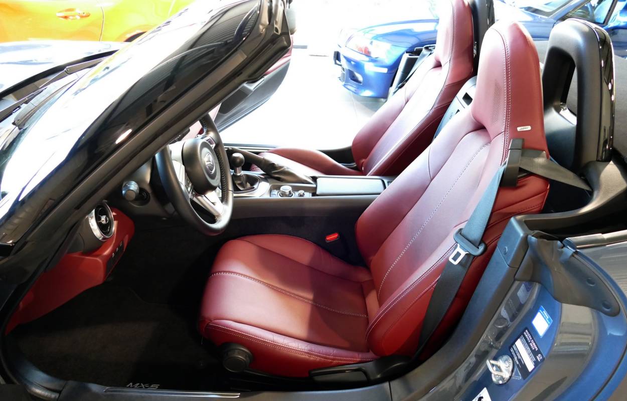 Mazda MX-5 ND Roadster 2.0 184cv Edition 100 4