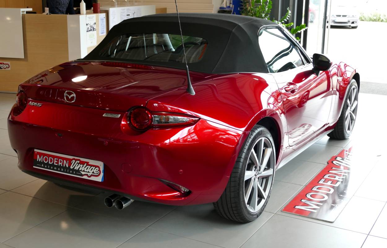 Mazda MX-5 ND Roadster 2.0 184cv Selection 1
