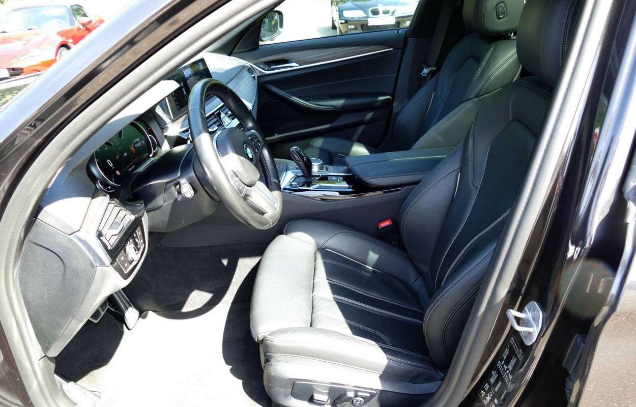 BMW 530d xDrive Touring G31 M Sport 265cv 11