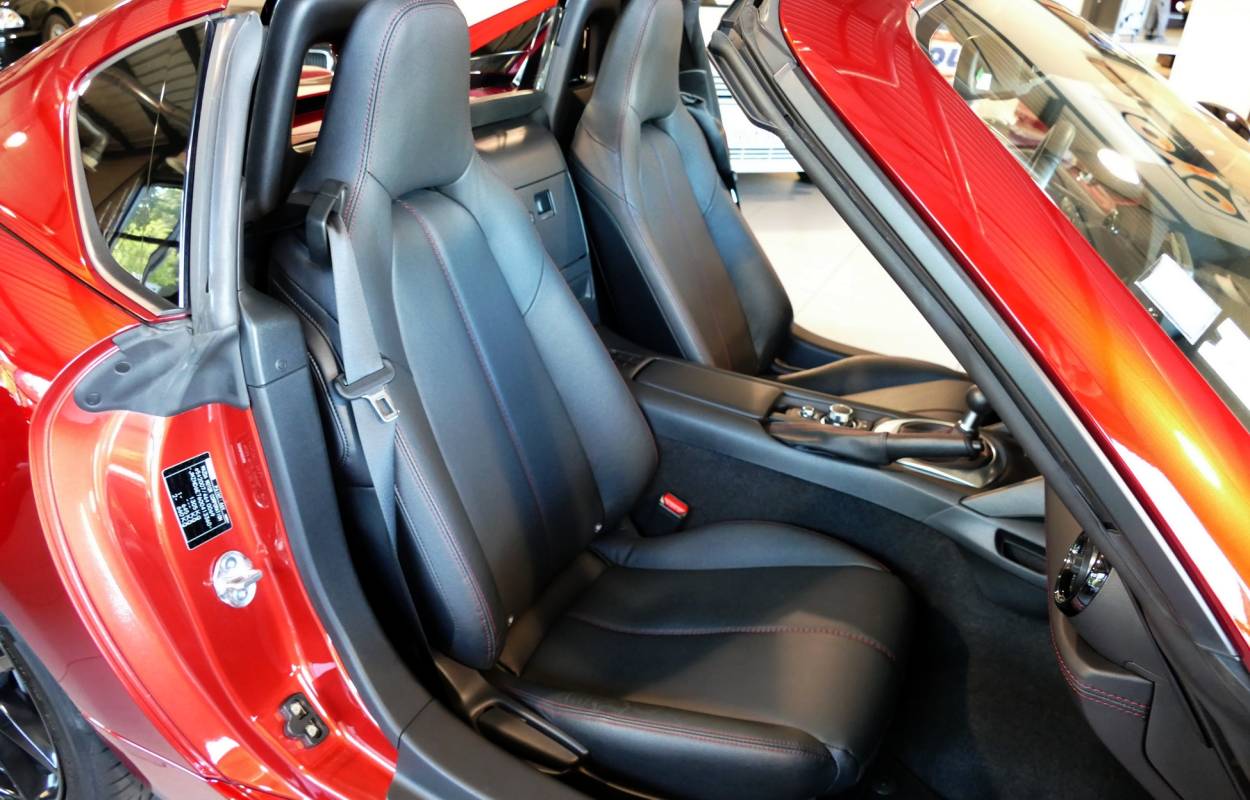 Mazda MX-5 ND RF 2.0 184cv Selection 8