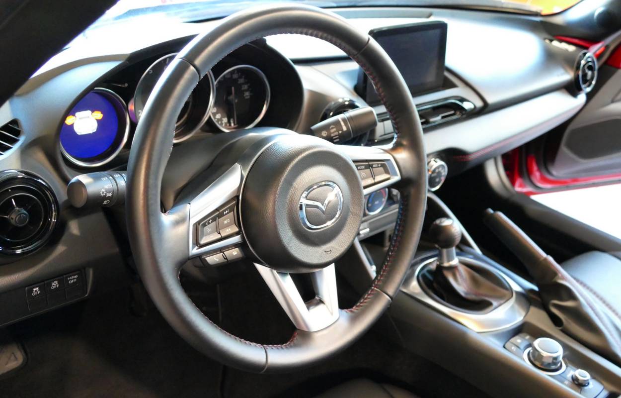 Mazda MX-5 ND RF 2.0 184cv Selection 9