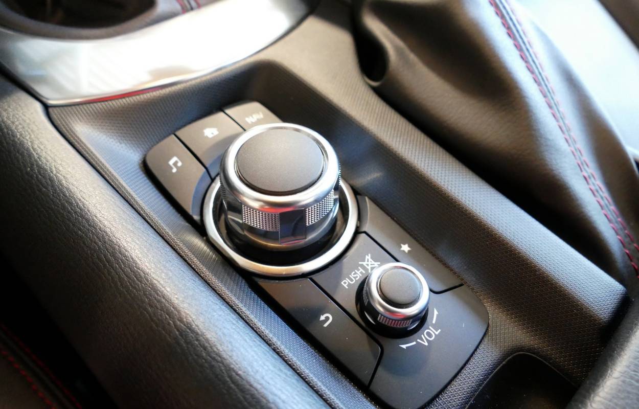 Mazda MX-5 ND RF 2.0 184cv Selection 10