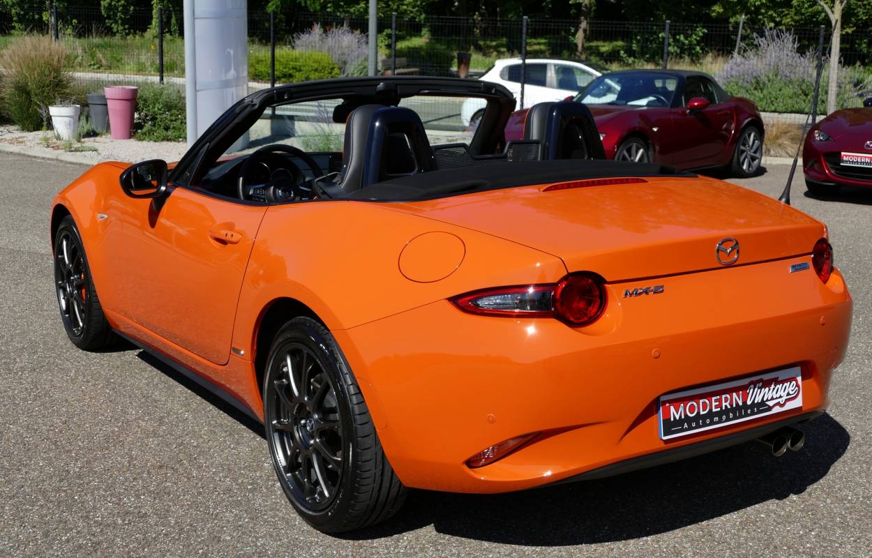 Mazda MX-5 Roadster ND 30th Anniversary 2467/3000ex 8