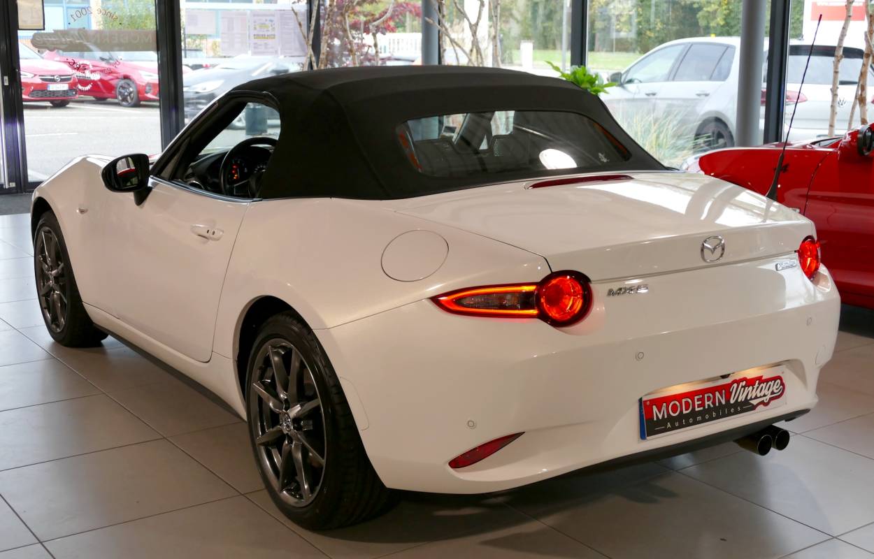 Mazda MX-5 ND Roadster 2.0 160cv Selection 17