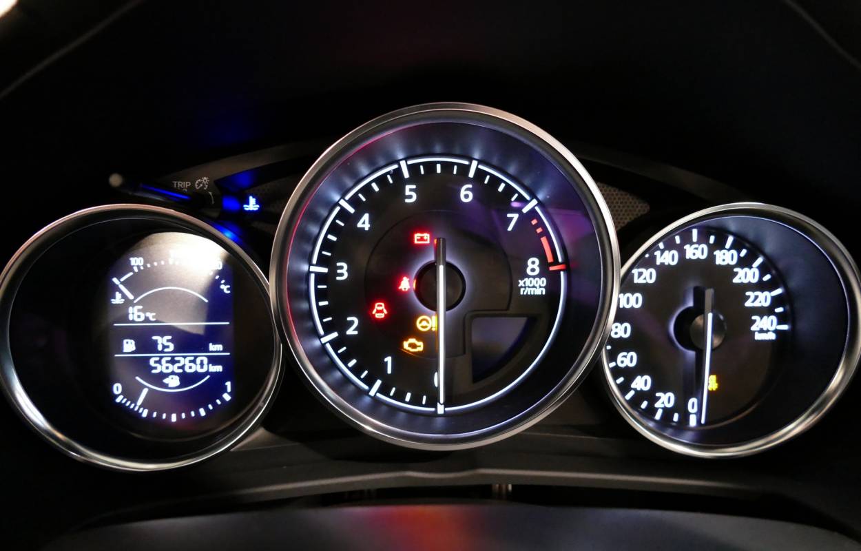 Mazda MX-5 ND Roadster 1.5 131cv Dynamique 14