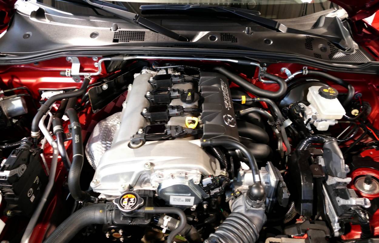 Mazda MX-5 ND Roadster 1.5 131cv Dynamique 18