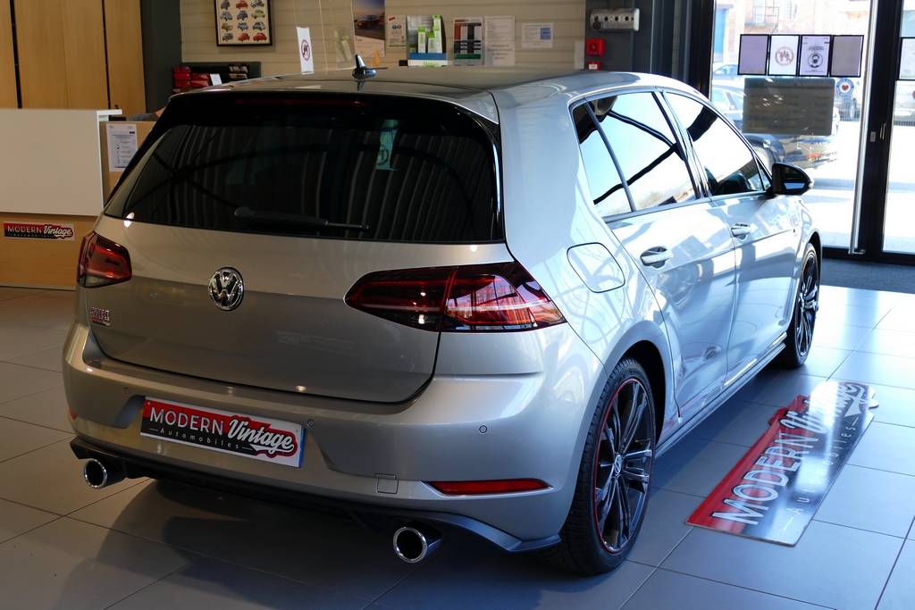 Volkswagen Golf VII GTI Performance 245 DSG Facelift 8