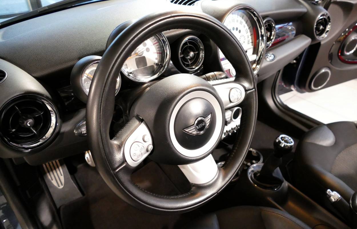 Mini Cooper Cabriolet 1.6 122cv R57 9