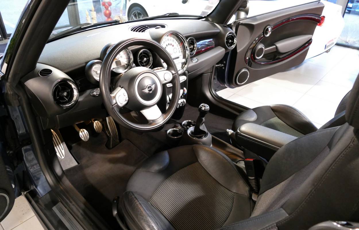 Mini Cooper Cabriolet 1.6 122cv R57 4