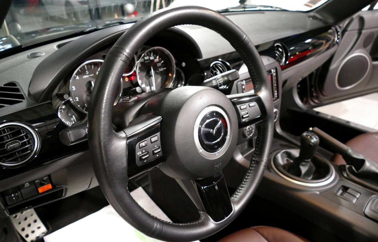 Mazda MX-5 NCFL Roadster 1.8 126cv Hamaki 11