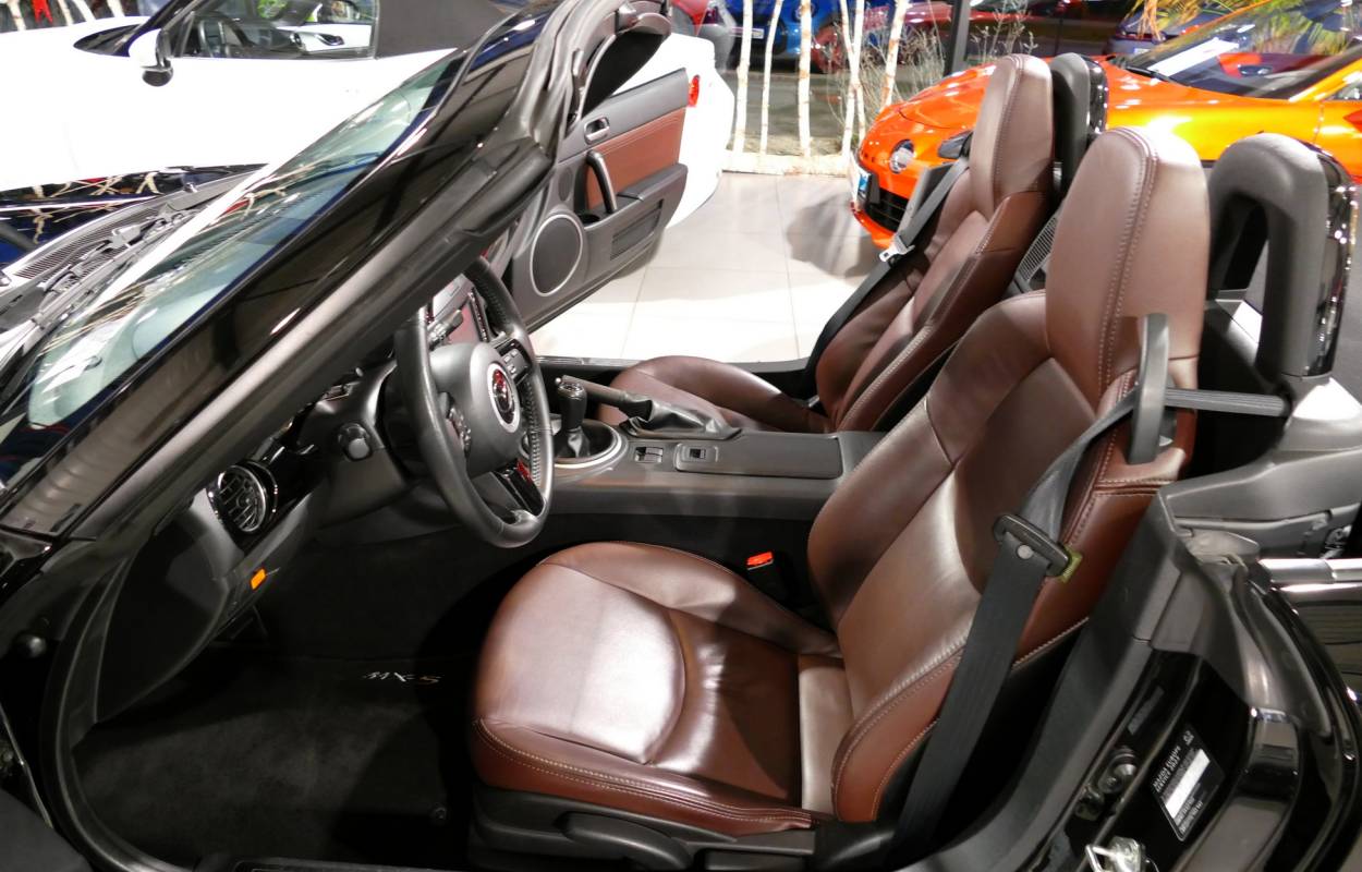 Mazda MX-5 NCFL Roadster 1.8 126cv Hamaki 7