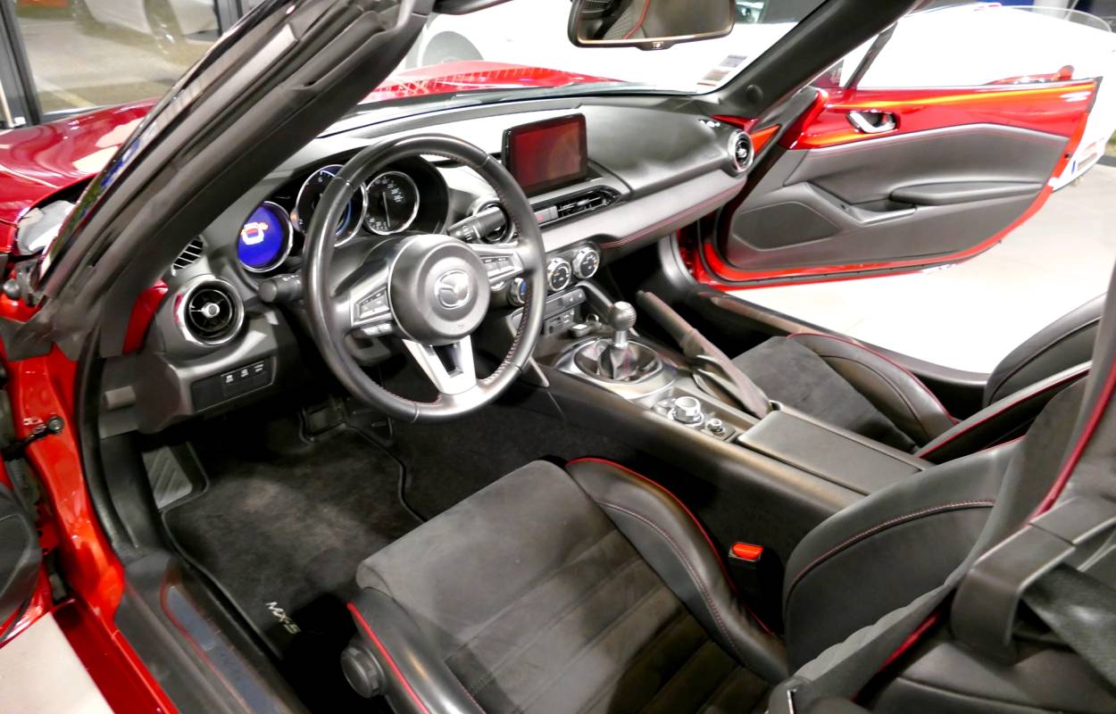 Mazda MX-5 Roadster ND 2.0 184cv Selection Pack Sport Recaro 6