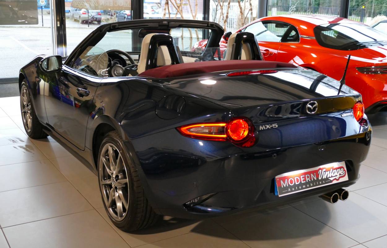Mazda MX-5 Roadster ND 2.0 184cv Advantage Design 4