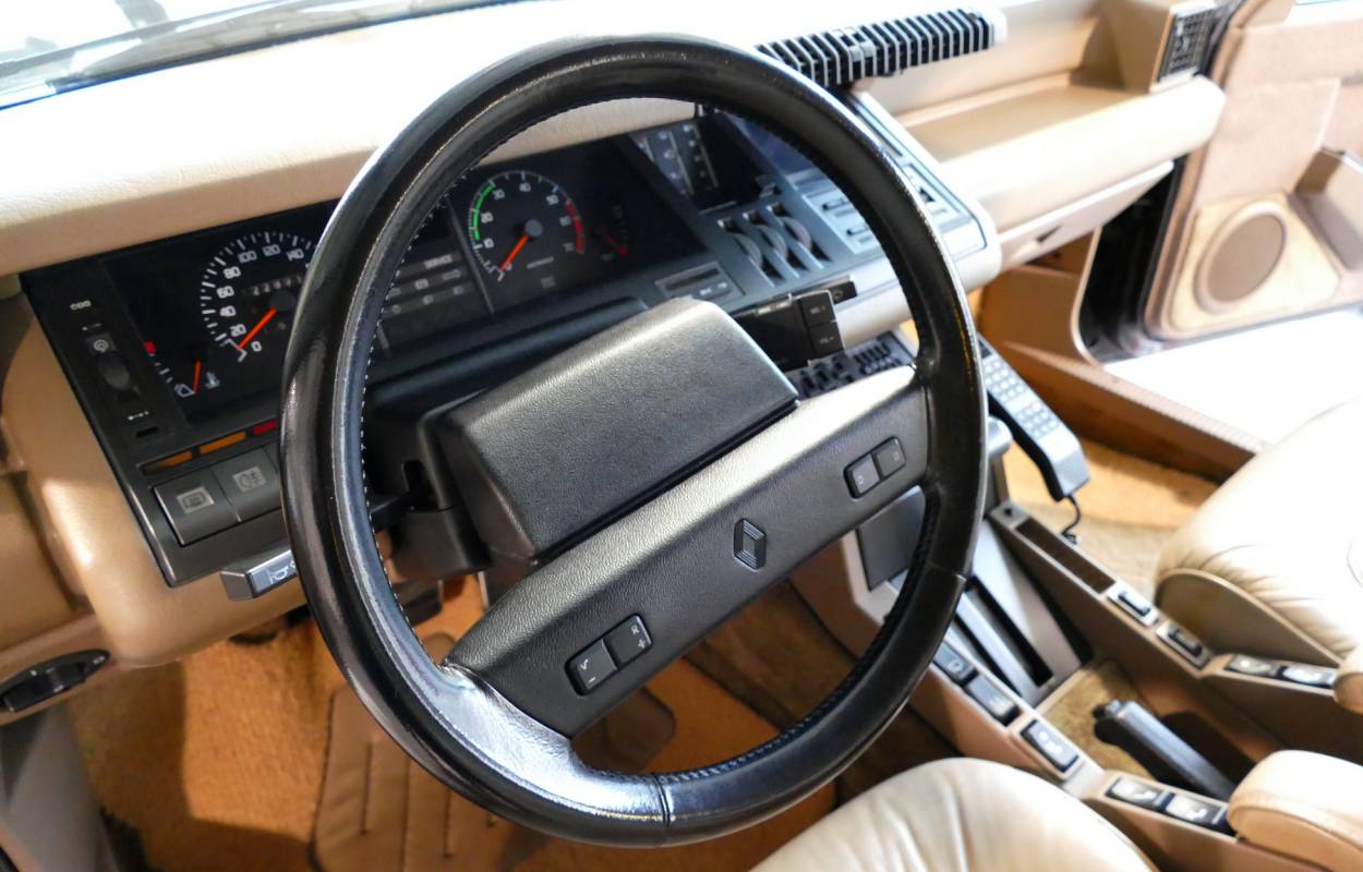 Renault 25 V6 2.7 144cv Limousine Pack Executive 11
