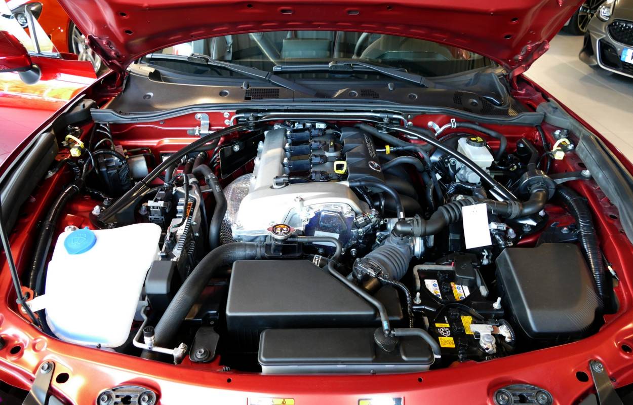 Mazda MX-5 Roadster ND 2.0 184cv Selection Pack Sport Recaro 1