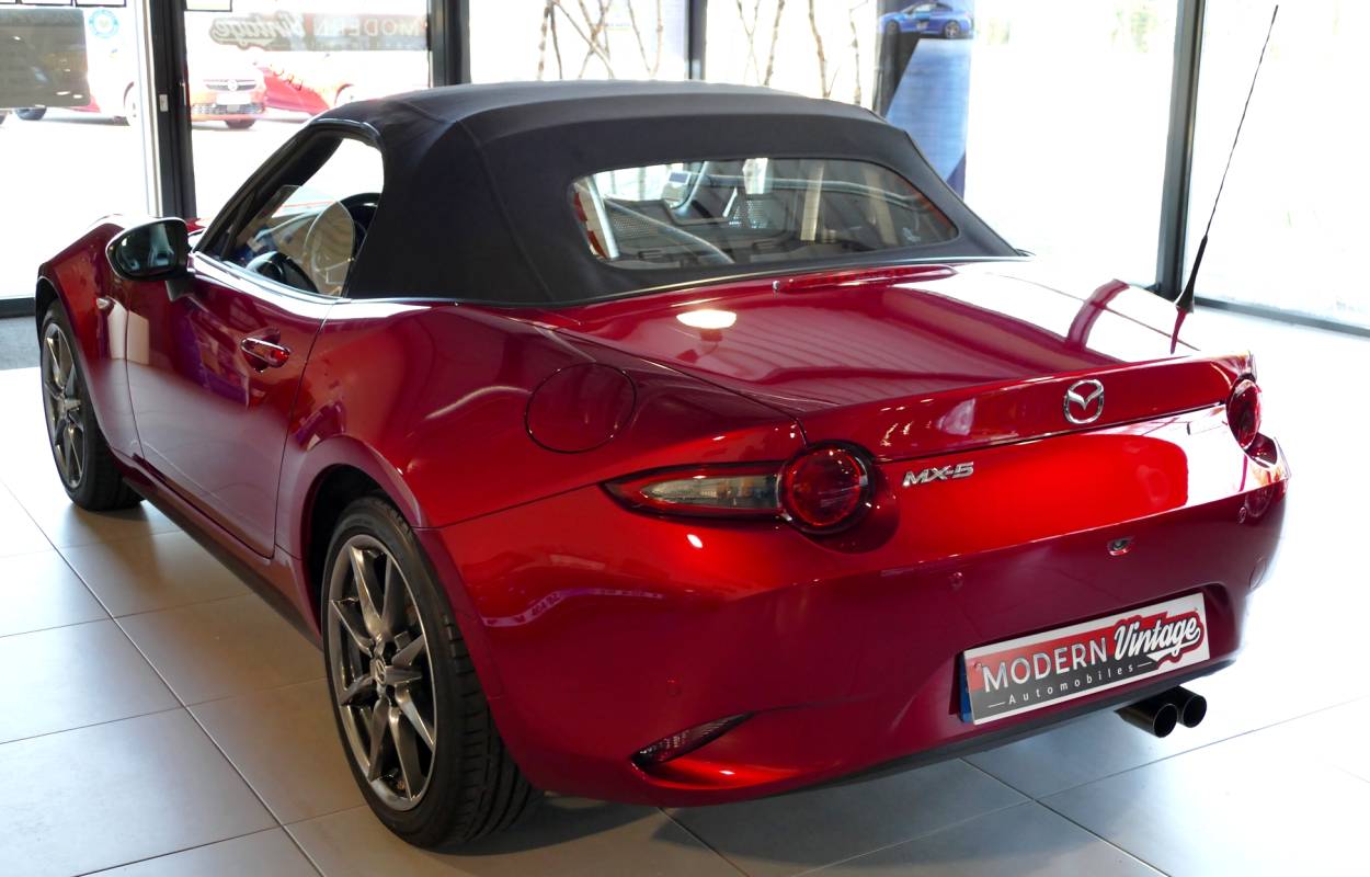 Mazda MX-5 Roadster ND 2.0 184cv Selection Pack Sport Recaro 2