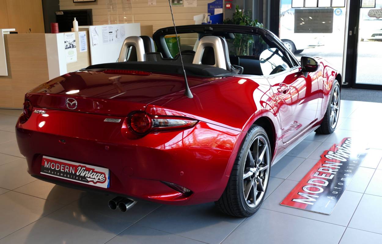 Mazda MX-5 Roadster ND 2.0 184cv Selection Pack Sport Recaro 14