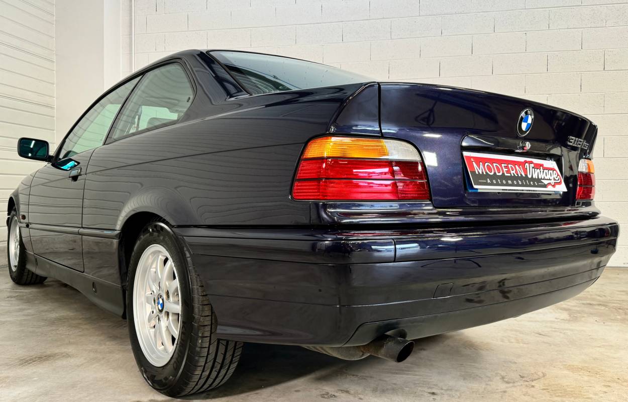 BMW 318is E36 140cv 13
